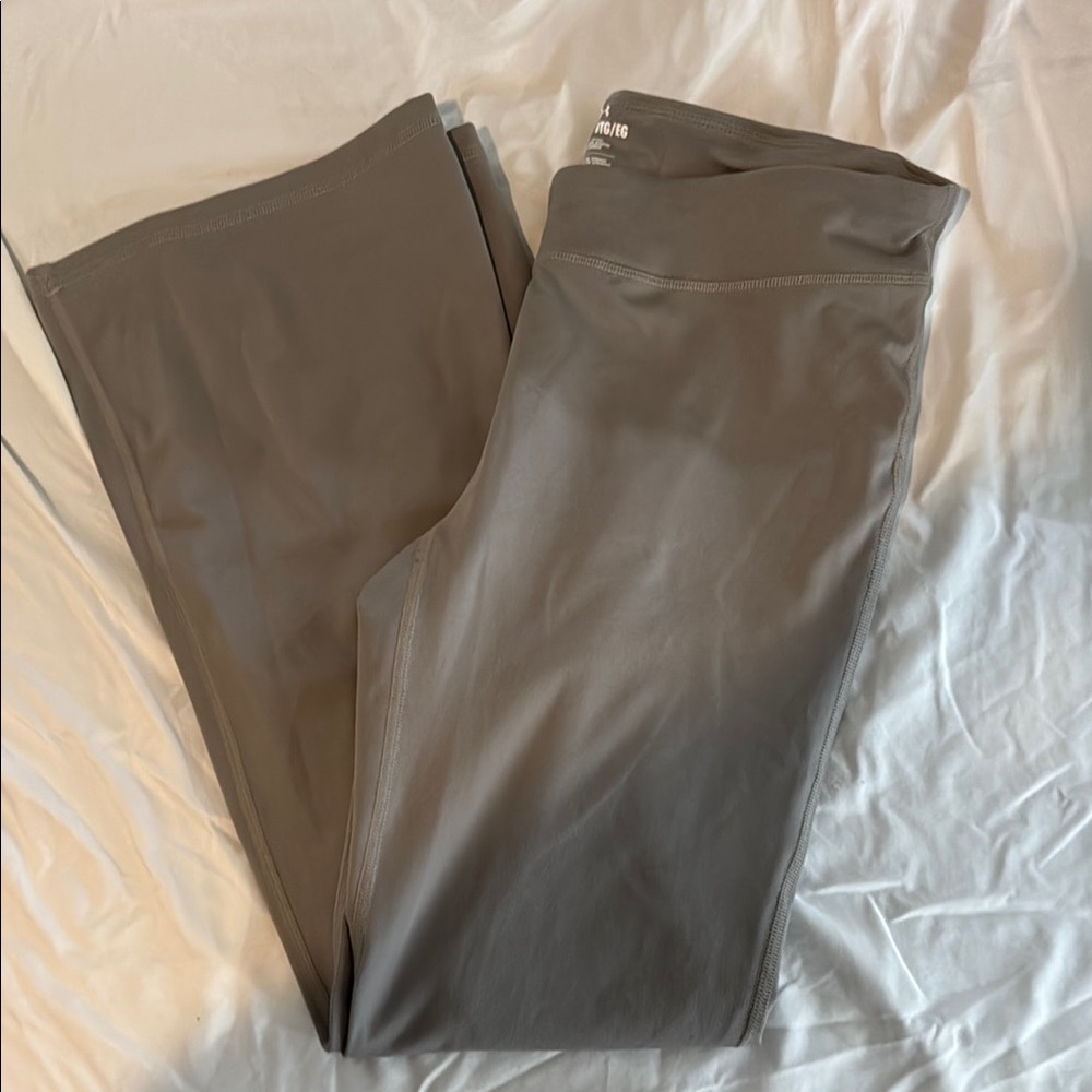 Under Armour Dark Gray Fitted Leggings